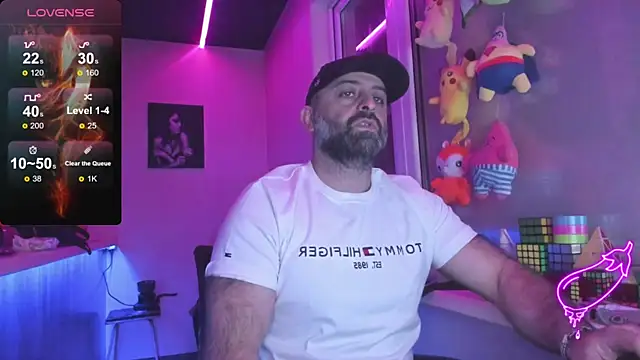 Snapshot of MAGABEAR077 chatting on March 8, 2025, 10:02 pm MAGABEAR077 online show from March 8, 2025, 10:02 pm