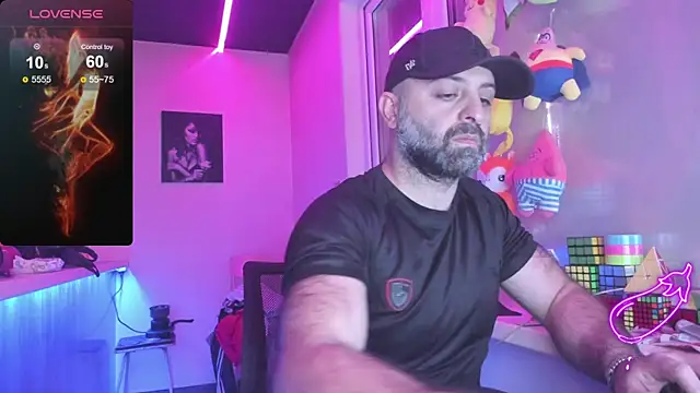 Snapshot of MAGABEAR077 chatting on March 9, 2025, 4:05 am MAGABEAR077 online show from March 9, 2025, 4:05 am