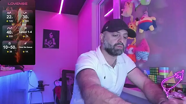 Snapshot of MAGABEAR077 chatting on March 11, 2025, 10:53 pm MAGABEAR077 online show from March 11, 2025, 10:53 pm