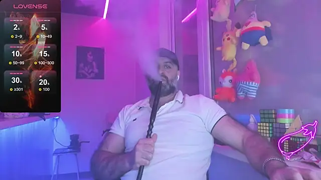 Snapshot of MAGABEAR077 chatting on March 14, 2025, 4:43 am MAGABEAR077 online show from March 14, 2025, 4:43 am