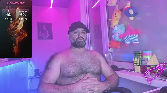 Snapshot of MAGABEAR077 chatting on March 17, 2025, 5:45 am MAGABEAR077 online show from March 17, 2025, 5:45 am