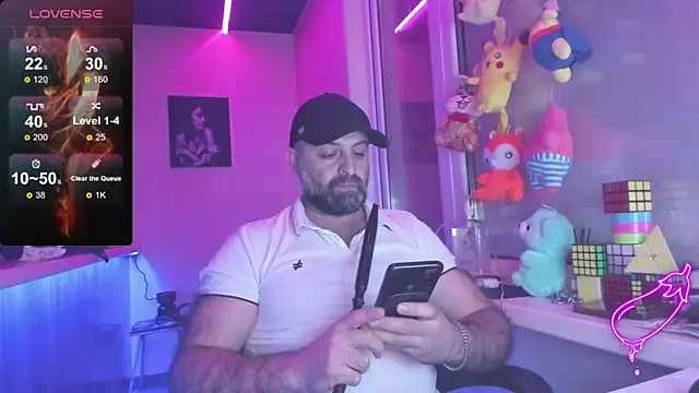 Snapshot of MAGABEAR077 chatting on March 17, 2025, 7:26 pm MAGABEAR077 online show from March 17, 2025, 7:26 pm