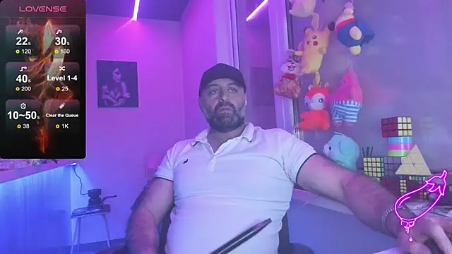 Snapshot of MAGABEAR077 chatting on March 18, 2025, 12:14 pm MAGABEAR077 online show from March 18, 2025, 12:14 pm