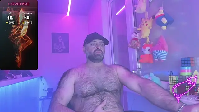 Snapshot of MAGABEAR077 chatting on March 22, 2025, 4:37 pm MAGABEAR077 online show from March 22, 2025, 4:37 pm