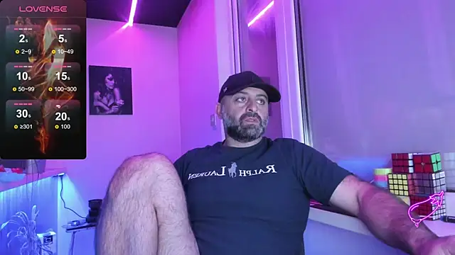 Snapshot of MAGABEAR077 chatting on September 9, 2025, 10:53 pm MAGABEAR077 online show from September 9, 2025, 10:53 pm