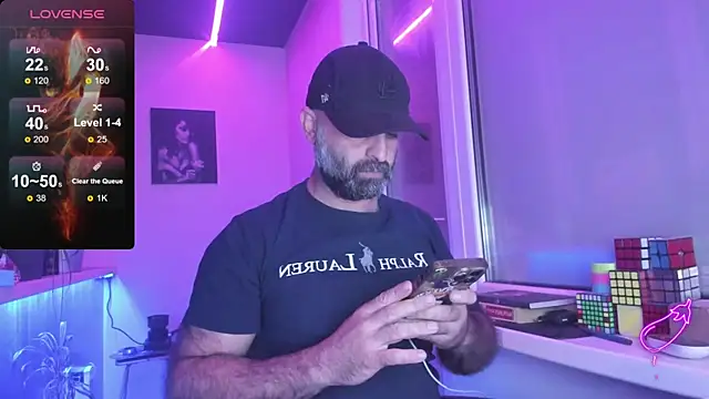 Snapshot of MAGABEAR077 chatting on September 19, 2025, 7:14 pm MAGABEAR077 online show from September 19, 2025, 7:14 pm