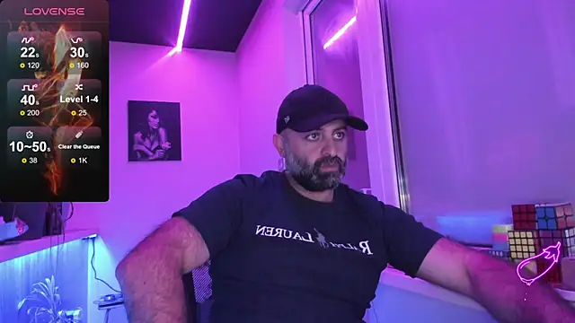 Snapshot of MAGABEAR077 chatting on September 20, 2025, 11:39 pm MAGABEAR077 online show from September 20, 2025, 11:39 pm