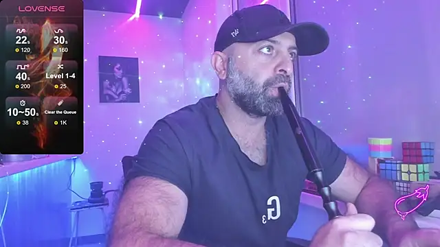 Snapshot of MAGABEAR077 chatting on October 19, 2025, 8:20 pm MAGABEAR077 online show from October 19, 2025, 8:20 pm