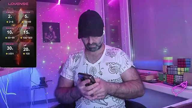 Snapshot of MAGABEAR077 chatting on October 22, 2025, 2:56 am MAGABEAR077 online show from October 22, 2025, 2:56 am