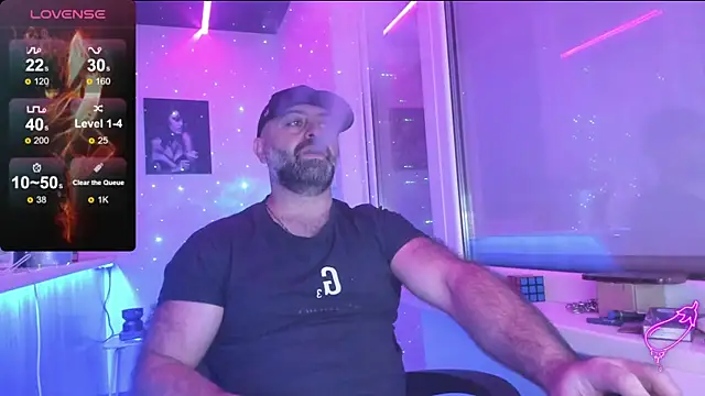 Snapshot of MAGABEAR077 chatting on November 11, 2025, 7:58 pm MAGABEAR077 online show from November 11, 2025, 7:58 pm