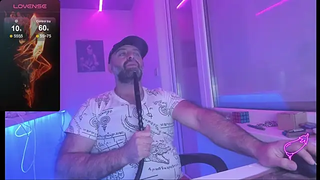 Snapshot of MAGABEAR077 chatting on November 14, 2025, 11:31 am MAGABEAR077 online show from November 14, 2025, 11:31 am