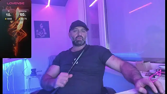 Snapshot of MAGABEAR077 chatting on November 19, 2025, 8:58 am MAGABEAR077 online show from November 19, 2025, 8:58 am