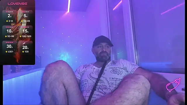 Snapshot of MAGABEAR077 chatting on November 19, 2025, 9:04 pm MAGABEAR077 online show from November 19, 2025, 9:04 pm