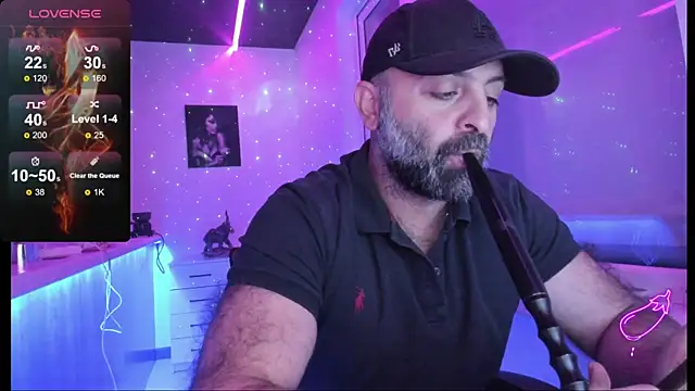 Snapshot of MAGABEAR077 chatting on November 23, 2025, 1:33 pm MAGABEAR077 online show from November 23, 2025, 1:33 pm