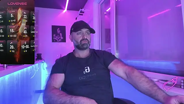 Snapshot of MAGABEAR077 chatting on November 29, 2025, 10:07 am MAGABEAR077 online show from November 29, 2025, 10:07 am