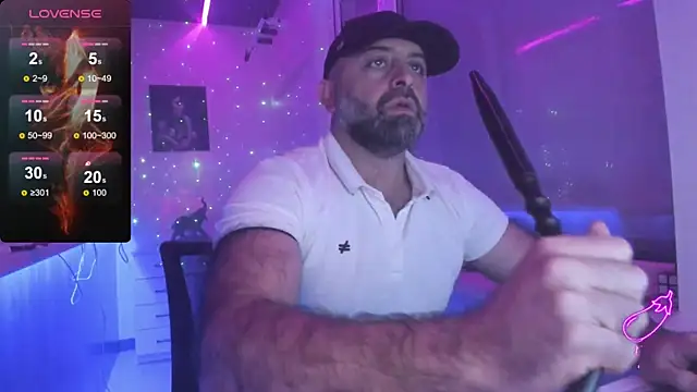 Snapshot of MAGABEAR077 chatting on December 3, 2025, 4:49 pm MAGABEAR077 online show from December 3, 2025, 4:49 pm