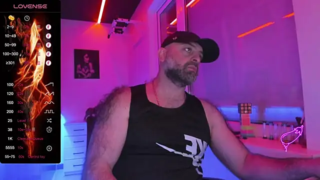 MAGABEAR077 online show from April 8, 2026, 4:07 pm