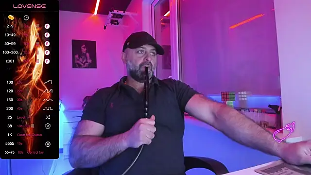 MAGABEAR077 online show from April 20, 2026, 8:32 pm