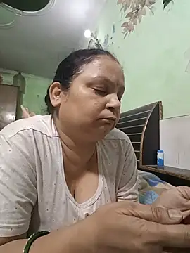 Snapshot of Kavya_kapoor chatting on July 18, 2026, 8:18 am Kavya kapoor online show from July 18, 2026, 8:18 am