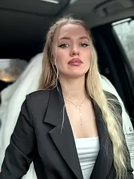 Devill Angel  online show from November 29, 2025, 10:29 am