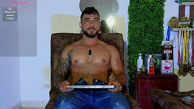 ERIC HARRISON online show from March 5, 2025, 1:17 pm