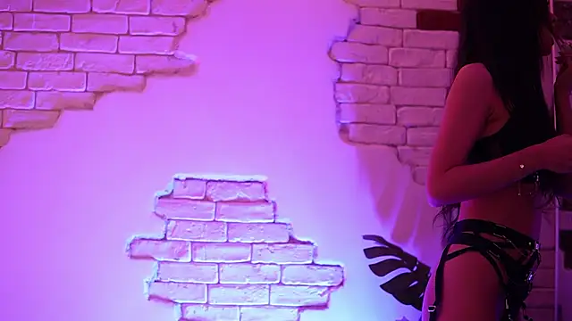 AngelinaCapri online show from February 3, 2025, 9:29 pm