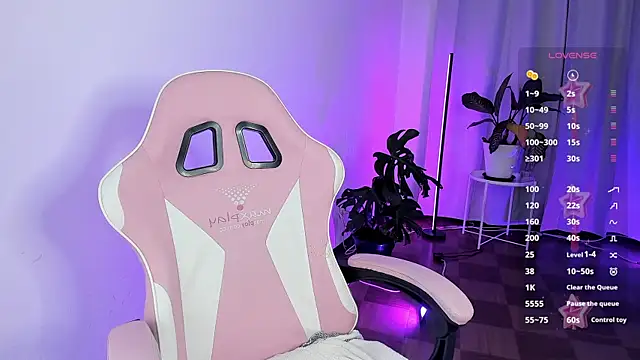 Kendall Bunnyy online show from April 11, 2026, 7:40 pm