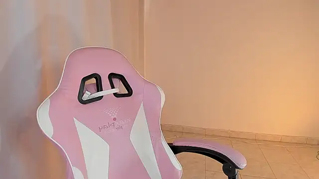 Kendall Bunnyy online show from July 25, 2026, 7:55 pm
