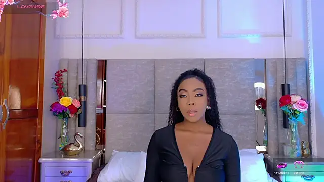 Lola King online show from March 16, 2026, 4:29 am