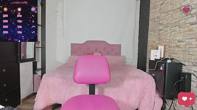 kitty queen10 online show from January 9, 2025, 6:17 am