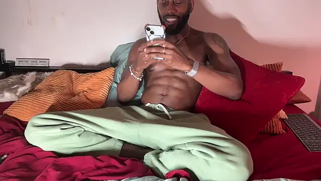 darkmattre07 online show from March 16, 2025, 3:47 am