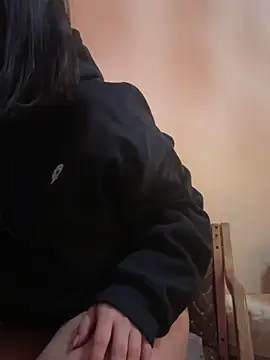 JoyFulLicss online show from December 22, 2024, 9:09 pm