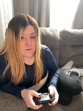 PuckBunny17 online show from February 11, 2025, 9:03 pm