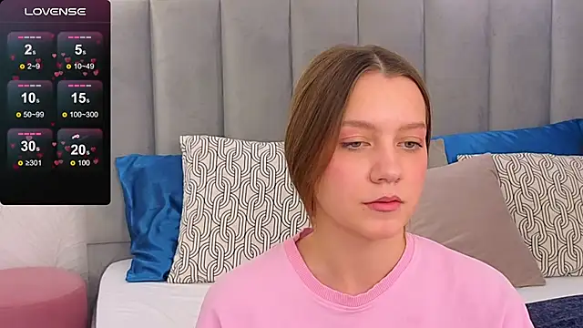 AliceBrayan online show from February 28, 2025, 12:09 pm