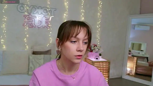 AliceBrayan online show from April 16, 2026, 5:03 pm