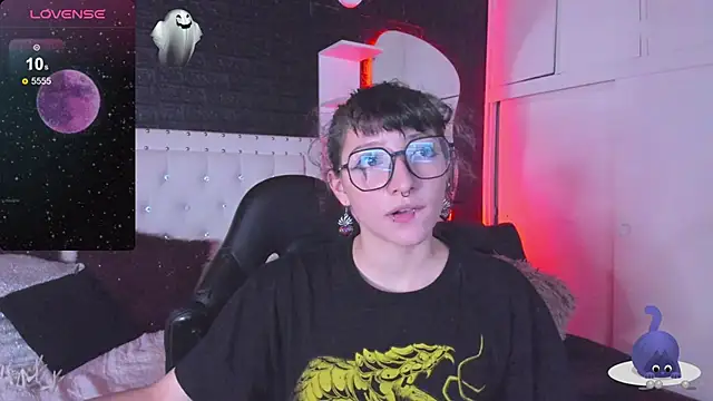 Snapshot of Ghosty_Doll chatting on January 9, 2025, 11:24 pm Ghosty Doll online show from January 9, 2025, 11:24 pm