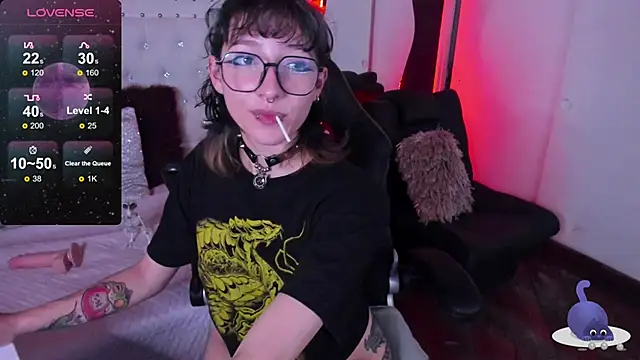 Snapshot of Ghosty_Doll chatting on January 21, 2025, 10:08 pm Ghosty Doll online show from January 21, 2025, 10:08 pm