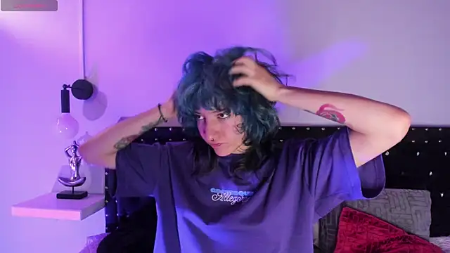 Snapshot of Ghosty_Doll chatting on September 27, 2025, 1:27 pm Ghosty Doll online show from September 27, 2025, 1:27 pm