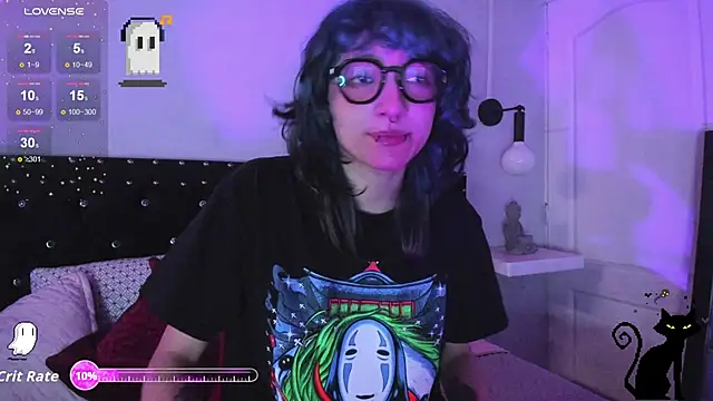 Snapshot of Ghosty_Doll chatting on October 14, 2025, 8:42 pm Ghosty Doll online show from October 14, 2025, 8:42 pm