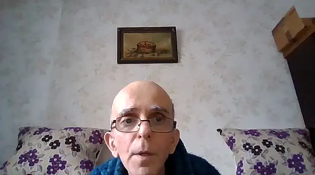 mariusica1xh online show from February 19, 2025, 2:34 pm