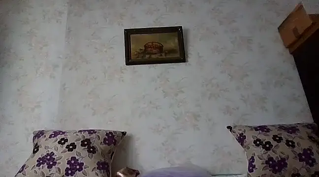 mariusica1xh online show from February 26, 2025, 12:58 pm