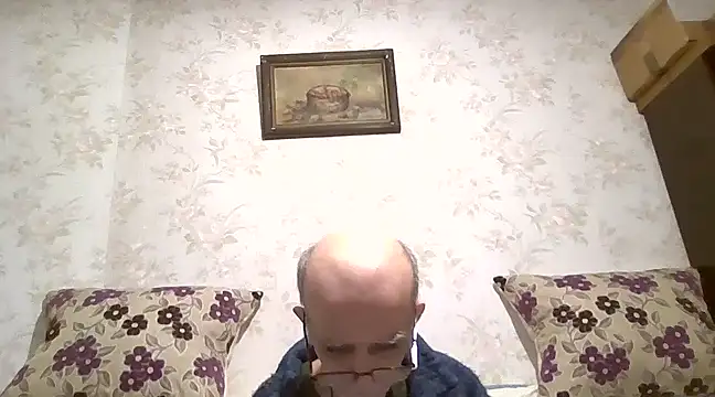 mariusica1xh online show from March 20, 2025, 7:35 pm