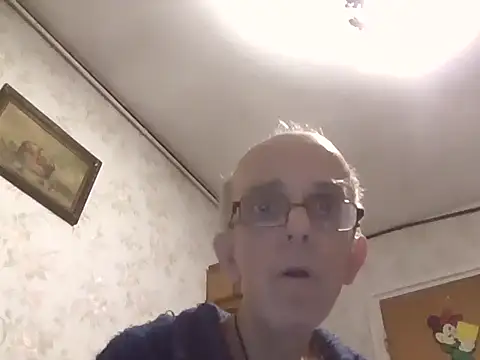 mariusica1xh online show from September 26, 2025, 2:48 am