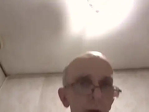 mariusica1xh online show from January 8, 2026, 11:29 pm