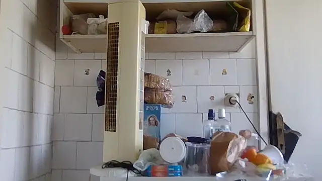 mariusica1xh online show from April 18, 2026, 10:08 am