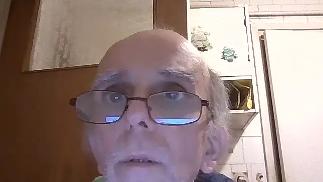 mariusica1xh online show from April 21, 2026, 7:50 pm