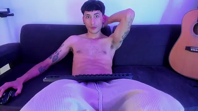 Henrikk senn online show from January 9, 2026, 10:51 am