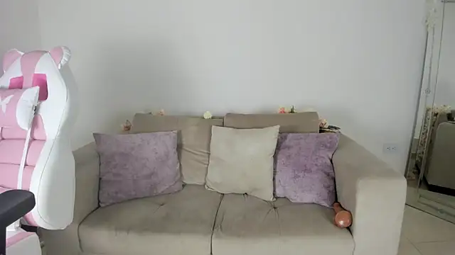 Charlotte cowell sub1  online show from January 10, 2025, 12:06 am