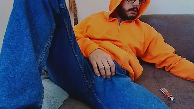 thomas gun online show from April 18, 2026, 7:07 pm