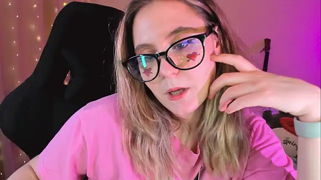 Diana Flower online show from February 12, 2025, 12:33 pm